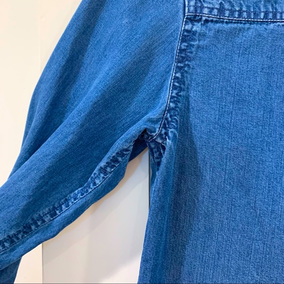 ✨ Chambray Denim Button Down Shirt - S - Picture 7 of 13